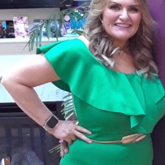 GORGEOUS GOLD CINCH LEAF BELT - Picture 5 of 9